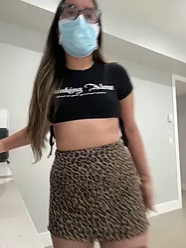 jAsMinE678 online show from September 2025 06:19:02 PM