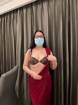 jAsMinE678 online show from June 2026 05:21:01 AM