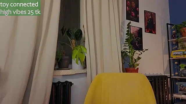 Snapshot of _lightmyfire chatting on March 2025 10:43:02 PM  lightmyfire online show from March 2025 10:43:02 PM