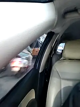 Snapshot of Leeeezzzz_roy chatting on October 2025 12:15:01 PM Leeeezzzz roy online show from October 2025 12:15:01 PM