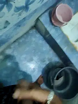 Snapshot of Hard_stick007 chatting on November 2025 06:32:01 PM Hard stick007 online show from November 2025 06:32:01 PM