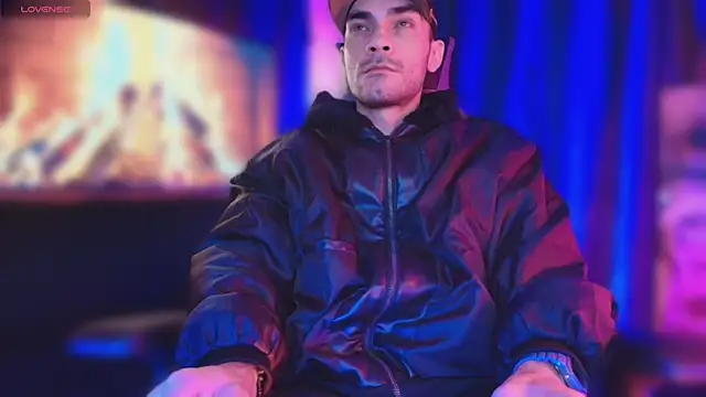 sexyboycolombi4 online show from October 2025 08:57:01 AM