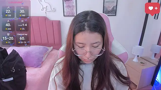 Snapshot of Amy_joones chatting on November 2025 01:14:02 PM Amy joones online show from November 2025 01:14:02 PM