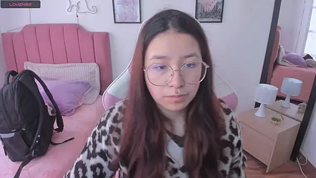 Snapshot of Amy_joones chatting on November 2025 12:41:02 PM Amy joones online show from November 2025 12:41:02 PM