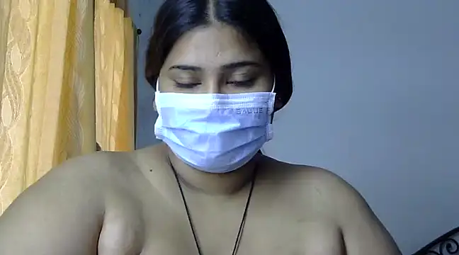 cutelady65 online show from February 2025 06:18:01 AM