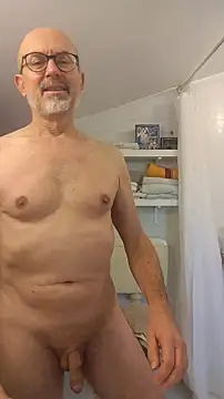 Snapshot of MadProfessor chatting on January 2026 08:29:01 AM MadProfessor online show from January 2026 08:29:01 AM