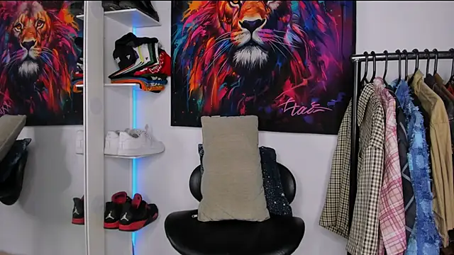 Snapshot of Pantera_black_21 chatting on November 2025 11:20:02 AM Pantera black 21 online show from November 2025 11:20:02 AM