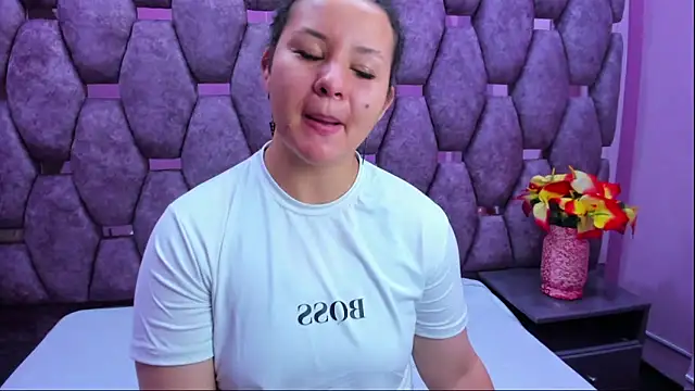 AlaSmith online show from September 2025 02:34:02 AM