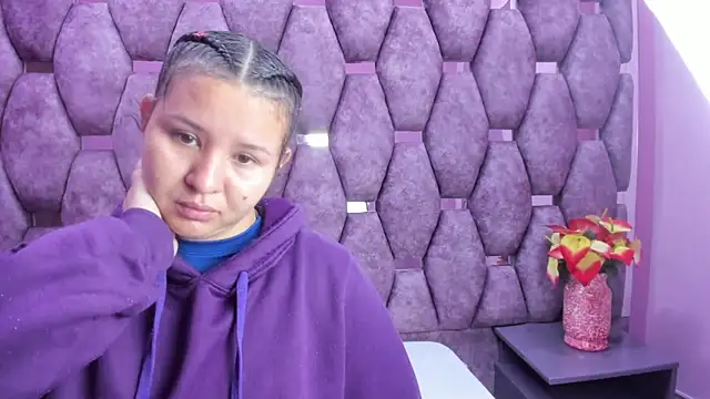 AlaSmith online show from October 2025 02:22:02 AM