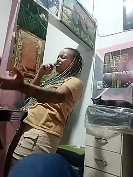 manzanahot9 online show from November 2025 04:40:02 PM