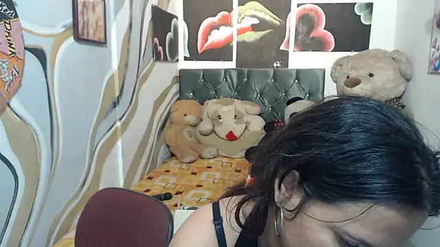 manzanahot9 online show from December 2025 10:30:02 PM