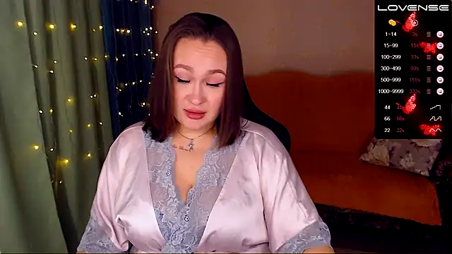 Snapshot of Cutie-Melanie chatting on December 2024 07:10:01 PM Cutie-Melanie online show from December 2024 07:10:01 PM