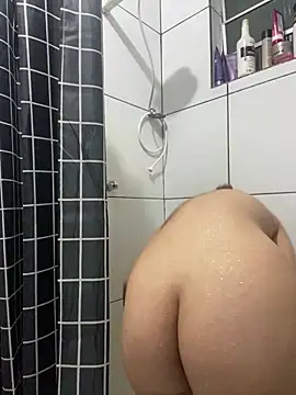 couple shy online show from December 2025 11:22:01 PM