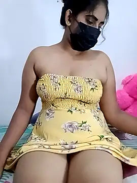 SLZAARA online show from October 2025 08:10:01 PM