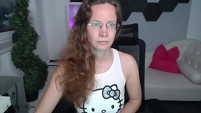 Snapshot of AnnikaRose chatting on March 2025 08:21:01 PM AnnikaRose online show from March 2025 08:21:01 PM