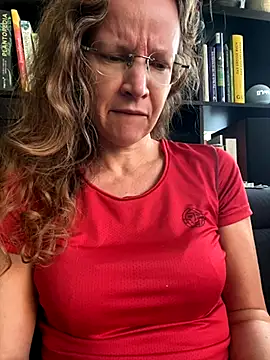 Snapshot of AnnikaRose chatting on September 2025 05:45:02 AM AnnikaRose online show from September 2025 05:45:02 AM