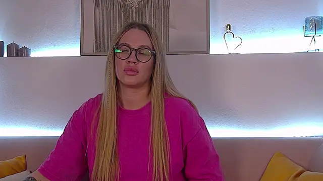 MariaNeumann online show from January 2025 03:46:01 PM