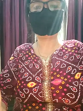 Snapshot of Aishwaryaa_69 chatting on October 2025 06:41:02 PM Aishwaryaa 69 online show from October 2025 06:41:02 PM