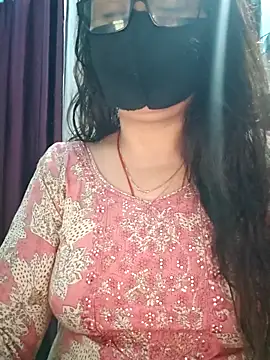 Snapshot of Aishwaryaa_69 chatting on December 2025 07:02:02 AM Aishwaryaa 69 online show from December 2025 07:02:02 AM