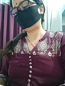 Aishwaryaa 69 online show from May 2026 11:49:01 AM
