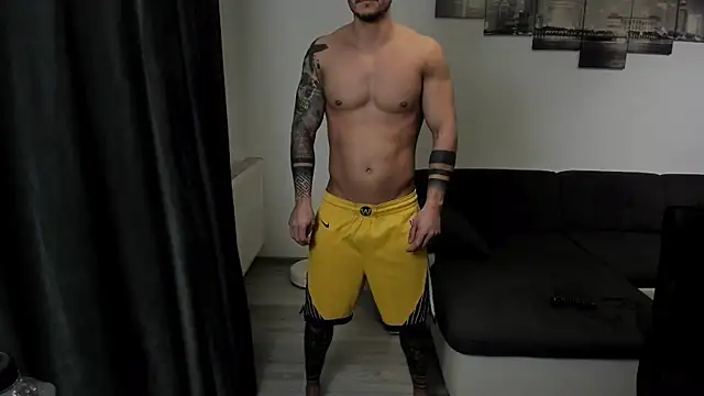 Richarddarell1 online show from November 2025 05:07:01 AM