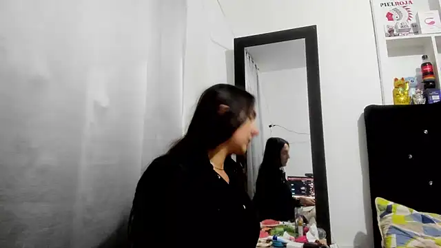 Snapshot of Sweet-Suck69 chatting on March 2026 04:18:02 AM Sweet-Suck69 online show from March 2026 04:18:02 AM