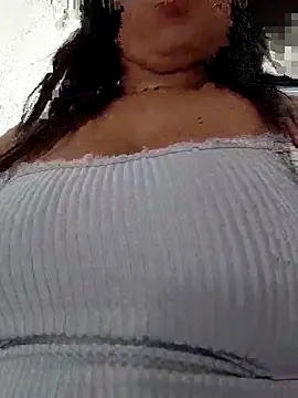 Snapshot of ArabicSilka chatting on October 2025 03:58:01 PM ArabicSilka online show from October 2025 03:58:01 PM