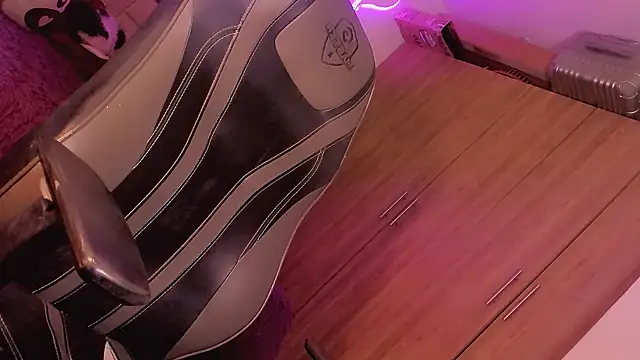 Snapshot of Vianca_Chanel chatting on December 2024 07:08:01 AM Vianca Chanel online show from December 2024 07:08:01 AM