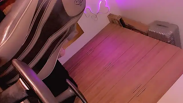 Snapshot of Vianca_Chanel chatting on December 2024 05:44:01 AM Vianca Chanel online show from December 2024 05:44:01 AM