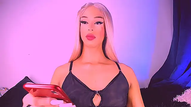 Snapshot of Vianca_Chanel chatting on September 2025 10:48:02 AM Vianca Chanel online show from September 2025 10:48:02 AM