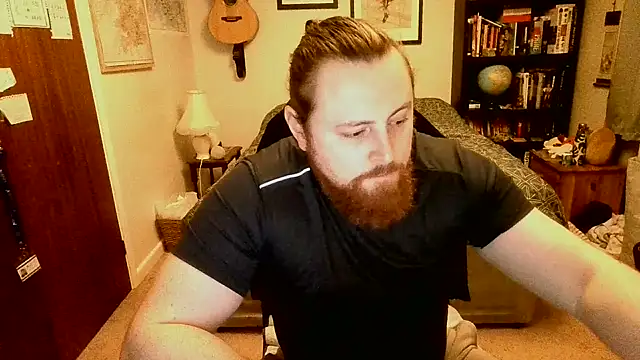 Snapshot of Hairy_Guy30 chatting on January 2025 11:24:02 PM Hairy Guy30 online show from January 2025 11:24:02 PM