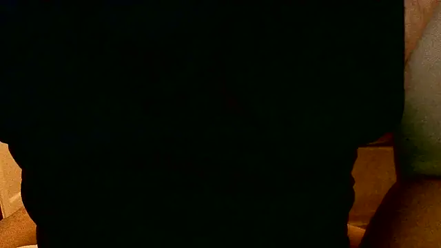 Snapshot of Hairy_Guy30 chatting on January 2025 06:31:01 AM Hairy Guy30 online show from January 2025 06:31:01 AM