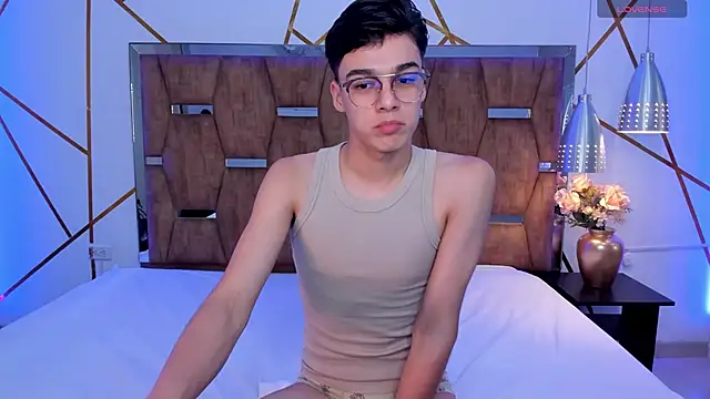 Gerony  online show from March 2025 05:18:02 AM