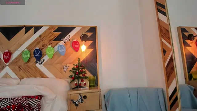 Kathaleiya Ozz online show from December 2025 07:55:01 PM