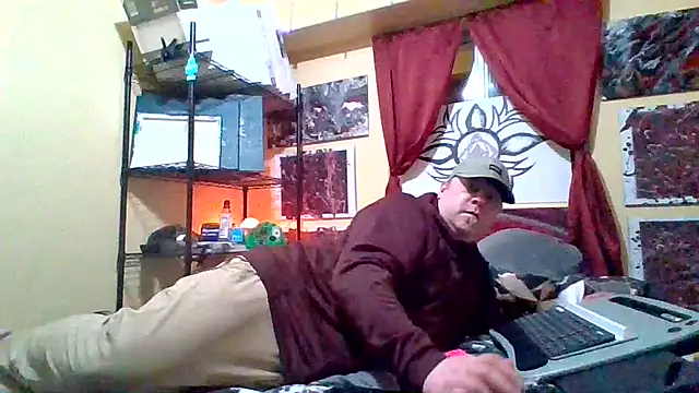 Mic Oxinner online show from November 2025 05:50:01 AM