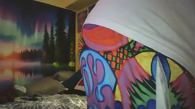Snapshot of Mic_Oxinner chatting on May 2026 09:11:02 PM Mic Oxinner online show from May 2026 09:11:02 PM