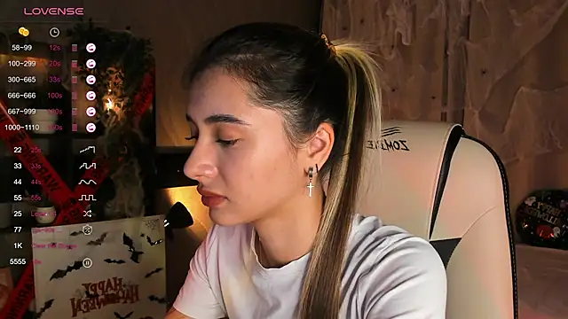 DarlaLike online show from October 2025 03:50:02 AM