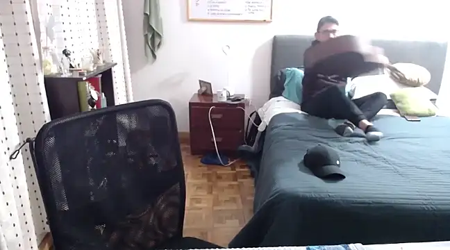 Snapshot of Diptongo chatting on March 2025 01:03:02 AM Diptongo online show from March 2025 01:03:02 AM