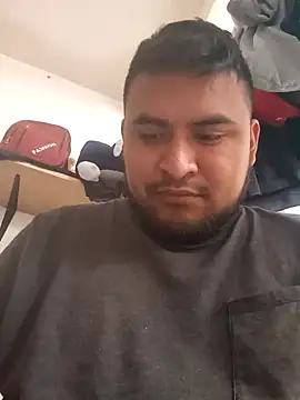 Snapshot of YoSoyLittleBoy chatting on September 2025 07:37:01 PM YoSoyLittleBoy online show from September 2025 07:37:01 PM