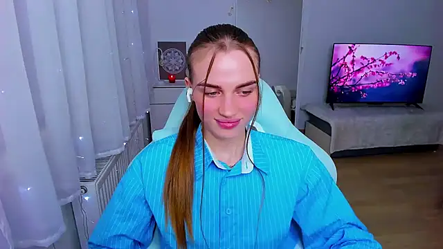 Snapshot of StellaLawless chatting on December 2024 11:28:02 PM StellaLawless online show from December 2024 11:28:02 PM