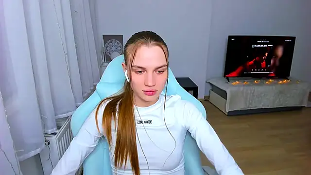 Snapshot of StellaLawless chatting on January 2025 09:00:02 PM StellaLawless online show from January 2025 09:00:02 PM