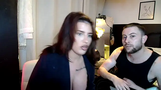 Snapshot of Bustyjessicalouu chatting on December 2024 06:04:02 PM Bustyjessicalouu online show from December 2024 06:04:02 PM