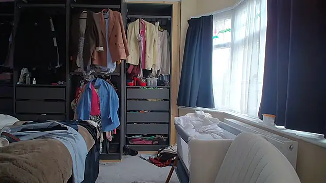 Snapshot of Bustyjessicalouu chatting on October 2025 12:08:02 PM Bustyjessicalouu online show from October 2025 12:08:02 PM