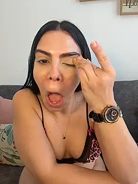 valecruz903 online show from January 2026 02:44:01 PM