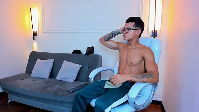 Paradise boy s online show from November 2025 03:37:02 PM