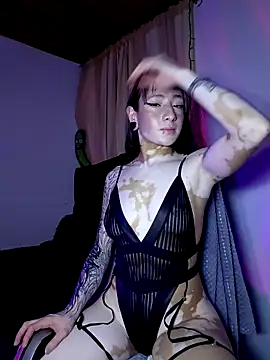 Snapshot of dayana_harlow2 chatting on May 2026 11:32:02 PM dayana harlow2 online show from May 2026 11:32:02 PM