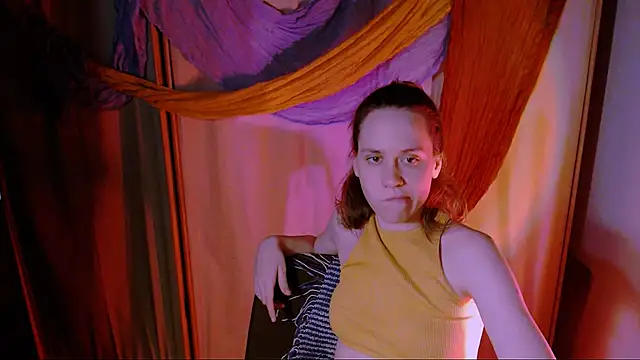 Malinax online show from November 2025 10:12:01 PM