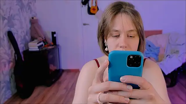 Malinax online show from April 2026 01:49:01 PM