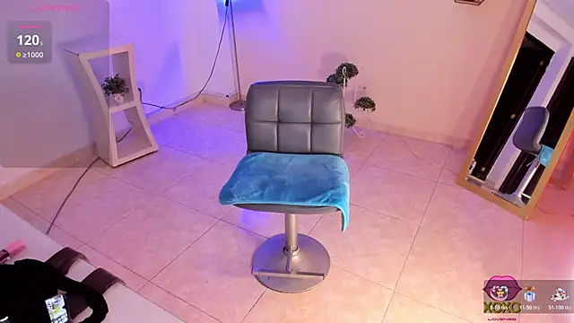 amelyaDreams online show from November 2025 07:34:02 PM