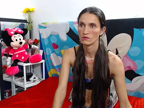 Nathasha LatinHot online show from October 2025 01:11:01 AM